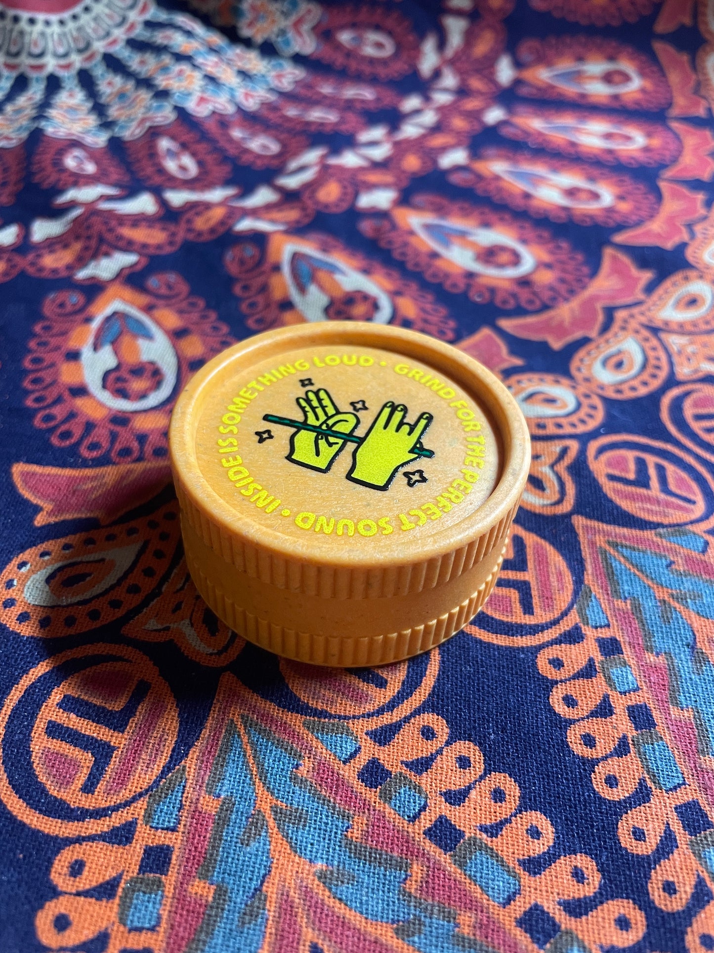 Plastik Grinder - BeHerbie Design