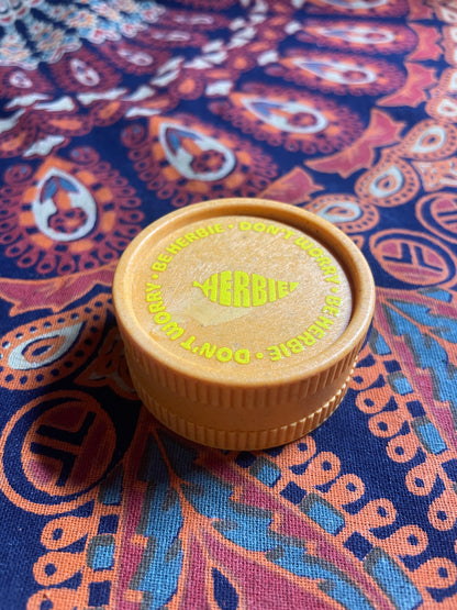 Plastik Grinder - BeHerbie Design